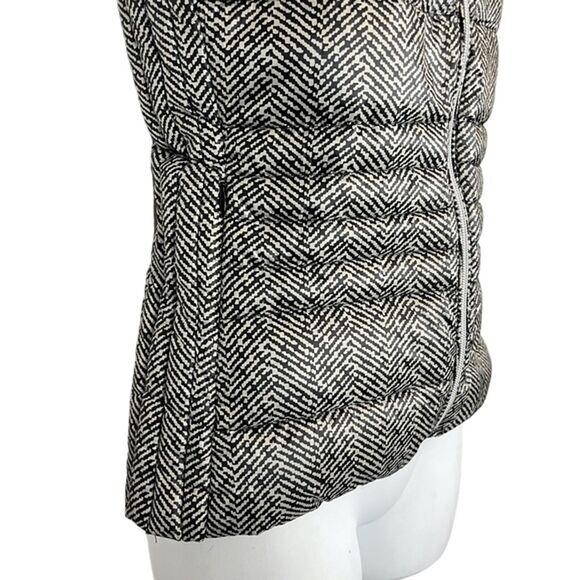 Vince Camuto Women's Down Puffer Vest Herringbone Pattern Full Zip Jacket sz S - Picture 8 of 12